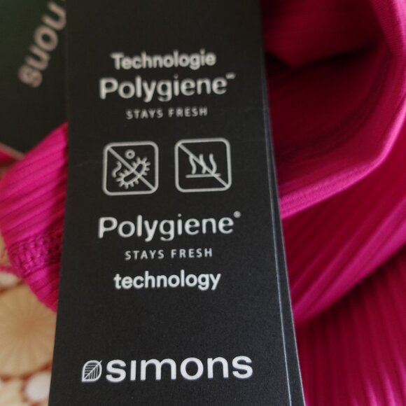 New With Tags Simons Ribbed Cropped Gym Top - Size P/S - Picture 10 of 12